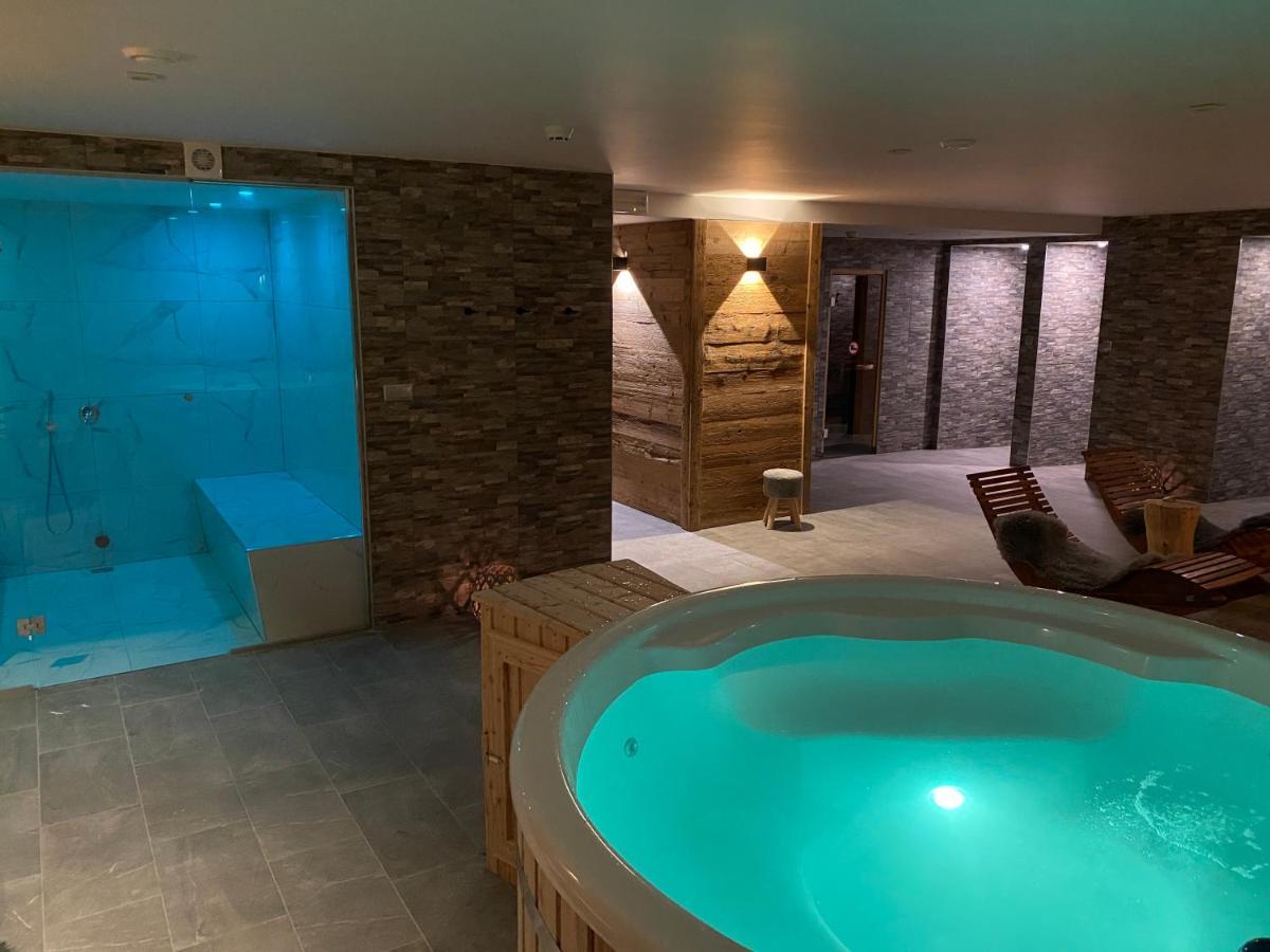 Almhof Hotel 3*